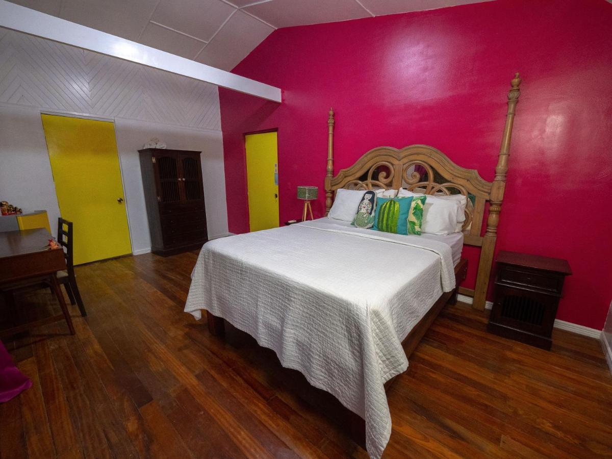 El Reinas By Sugar's Monkey 2* Playa Grande